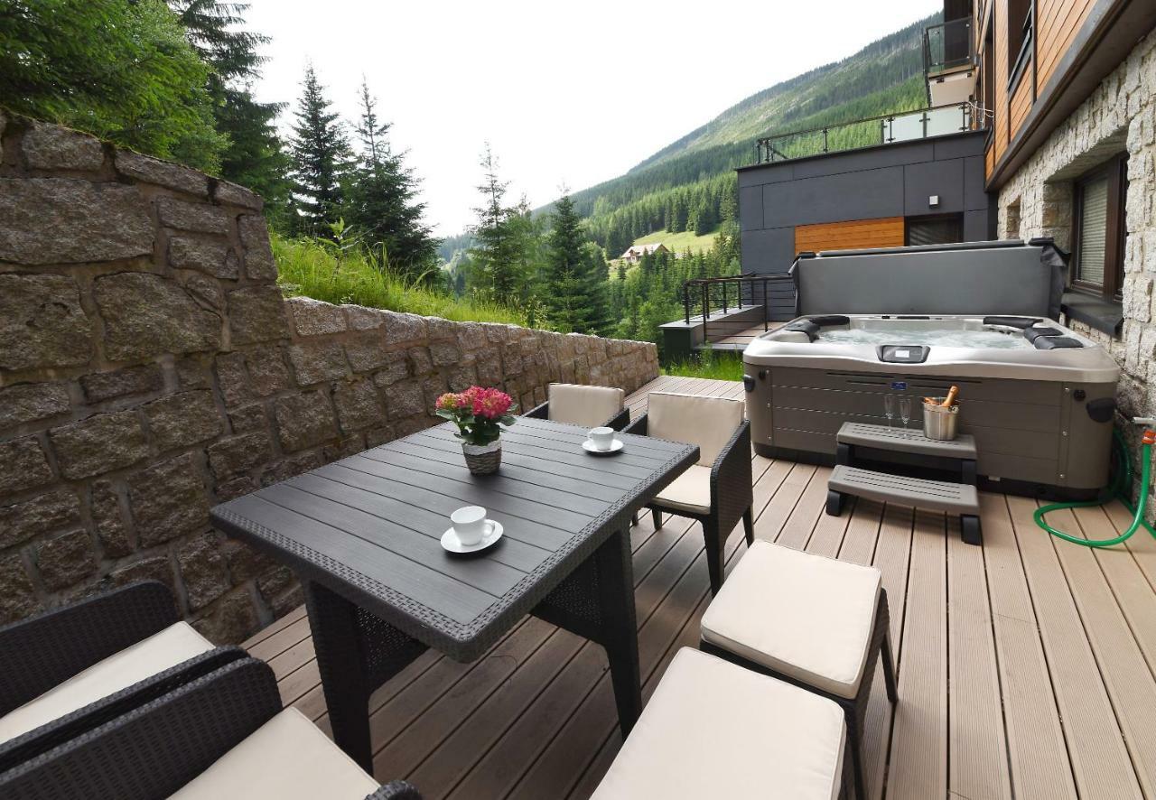 Apartment Adelka 104 With Private Whirlpool Špindlerŭv Mlýn Екстериор снимка