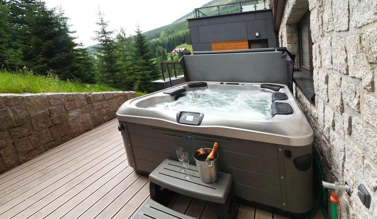 Apartment Adelka 104 With Private Whirlpool Špindlerŭv Mlýn Екстериор снимка