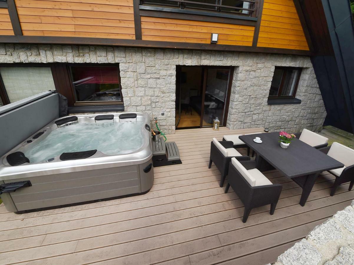 Apartment Adelka 104 With Private Whirlpool Špindlerŭv Mlýn Екстериор снимка